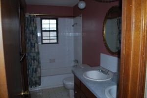 The upstairs bathroom BEFORE
